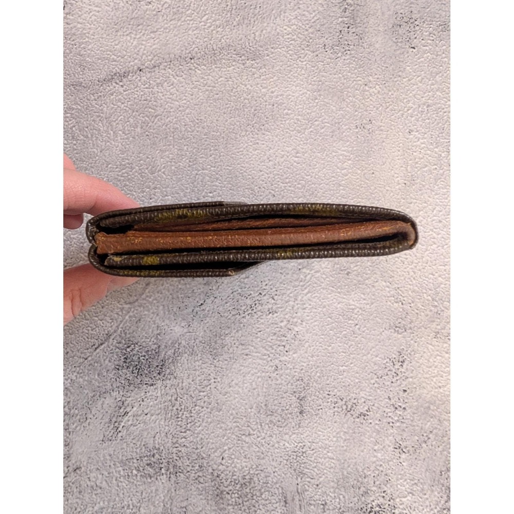 Authentic Vintage Louis Vuitton Monogram envelope coin wallet. Date Code 821 - Picture 4 of 14